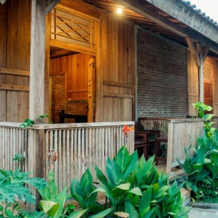 Pinarak Homestay Banyuwangi (East Java) Exterior foto