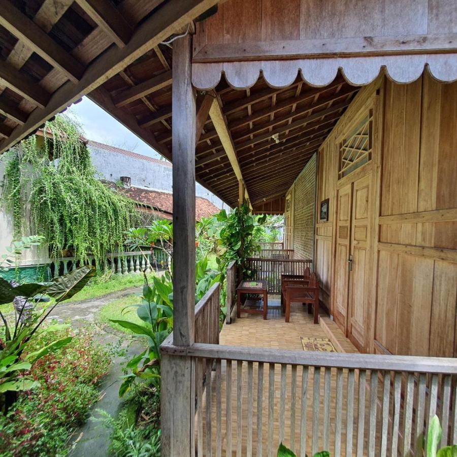 Pinarak Homestay Banyuwangi (East Java) Exterior foto